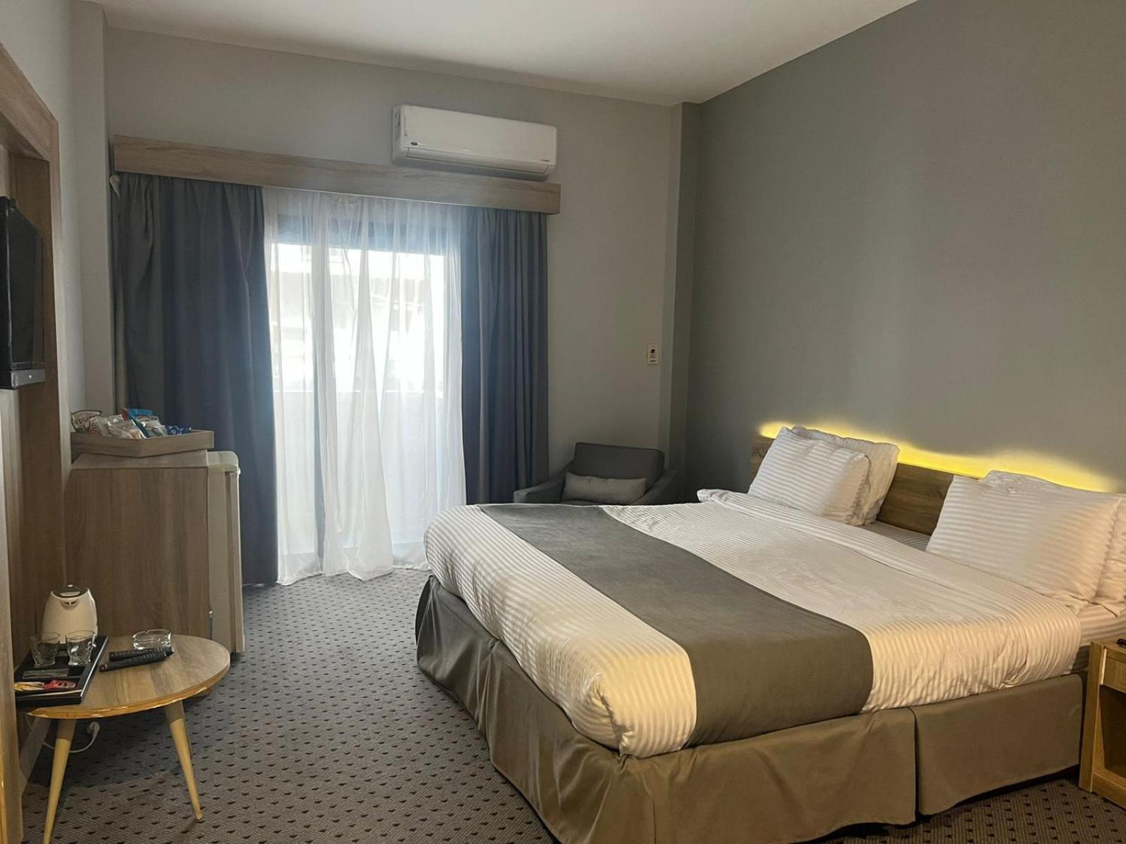Готель Atlas International 3*